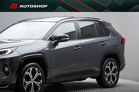Toyota RAV4 Plug-in Hybrid 13 of 30