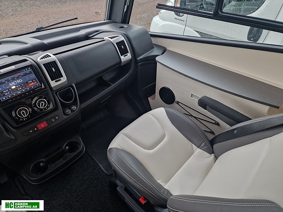 Challenger 2060 PREMIUM NORWAY Fiat Ducato JTD 140 hk Auto+Evation m/solcelle, sykkelstativ, markise, NX10 alarm 11 of 25