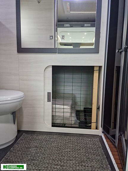 Challenger 2060 PREMIUM NORWAY Fiat Ducato JTD 140 hk Auto+Evation m/solcelle, sykkelstativ, markise, NX10 alarm 23 of 25