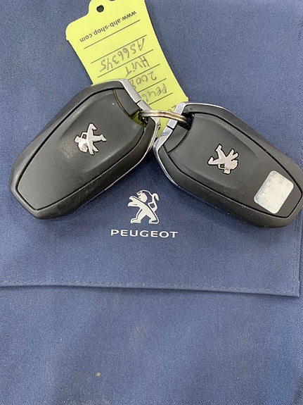 Peugeot 2008 26 of 30
