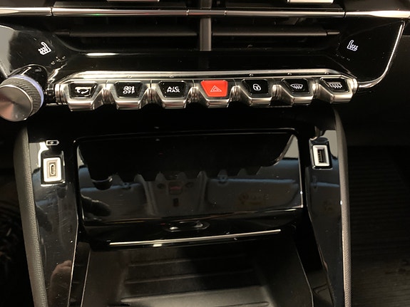 Peugeot 2008 18 of 30