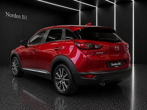 Mazda CX-3 3 of 5