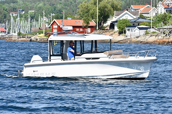 Strøken Nimbus C8 med Mercury 300 hk Verado V8. Mye utstyr. Innbytte mulig! 2 of 5