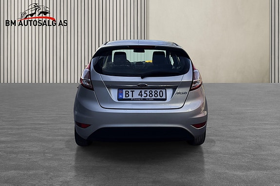 Ford Fiesta 5 of 5
