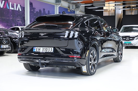 Ford Mustang Mach-E 6 of 30