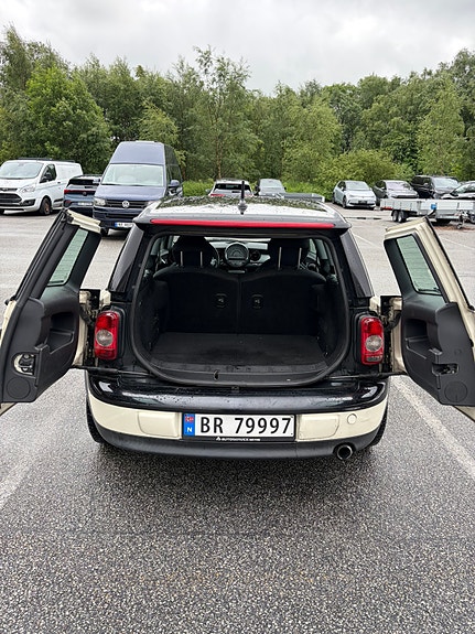 MINI Clubman Cooper D 4 of 5