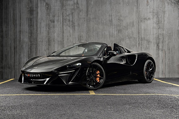 McLaren Artura 2 of 30