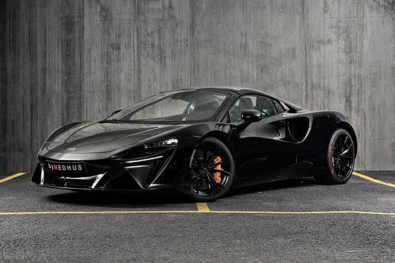 McLaren Artura 3 of 30