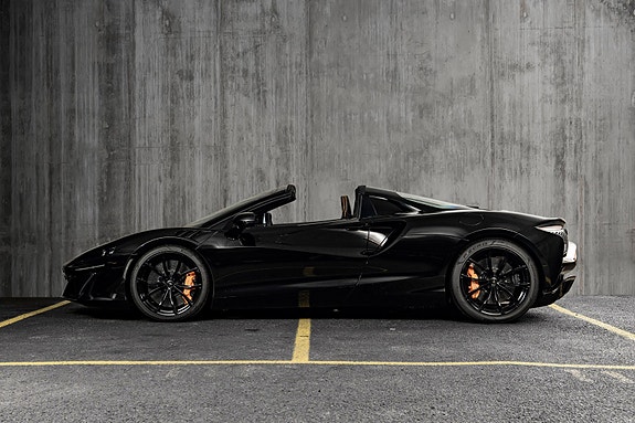 McLaren Artura 5 of 30