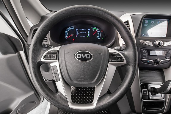 BYD eTP3 14 of 22