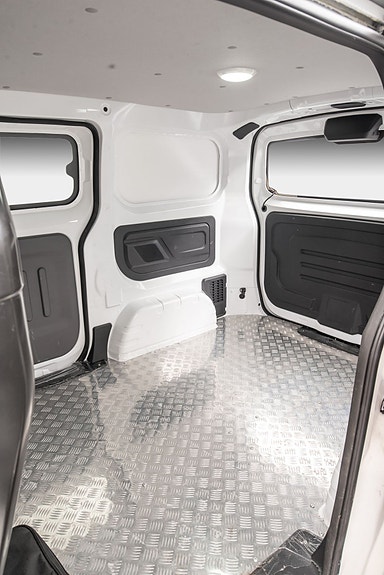 BYD eTP3 20 of 22