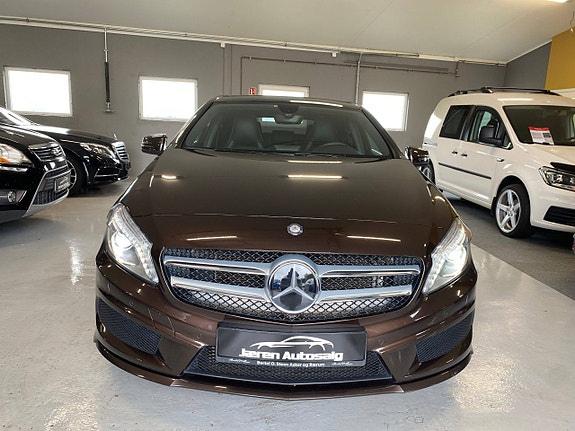 Mercedes-Benz A180 2 of 5