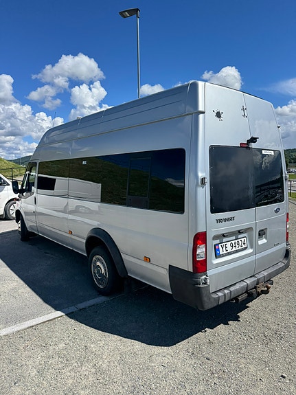 Ford Transit 350L Kombi 3 of 5