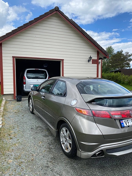 Honda Civic 4 of 5