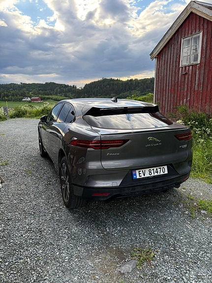 Jaguar I-PACE 5 of 5