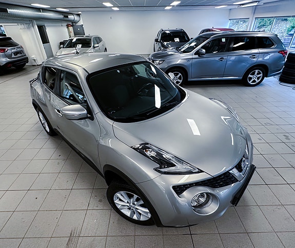 Nissan Juke 2 of 5
