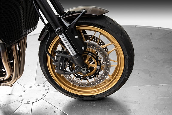 Kawasaki Z 900 RS 50th Anniversary 13 of 18
