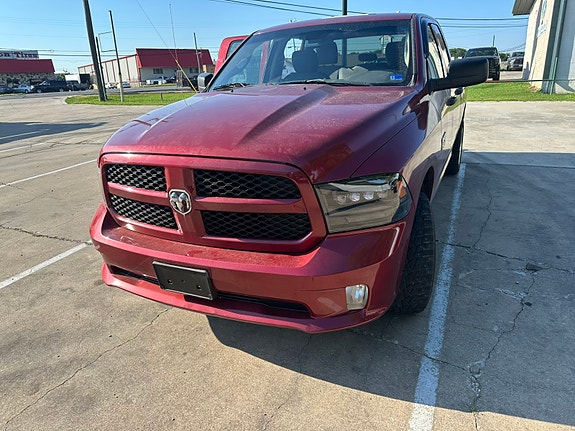 Dodge RAM 1500 3 of 30