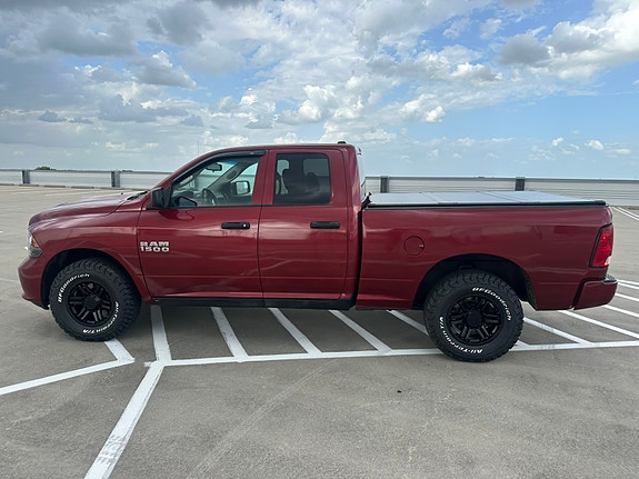 Dodge RAM 1500 24 of 30