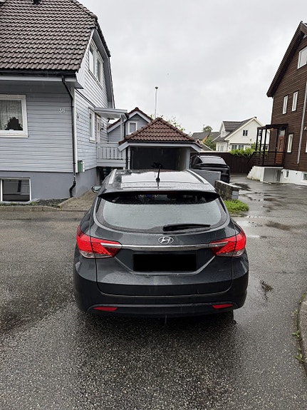 Hyundai i40 3 of 5