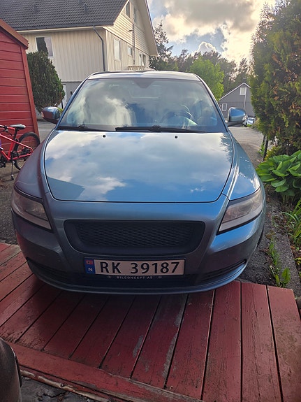 Volvo S40 3 of 5