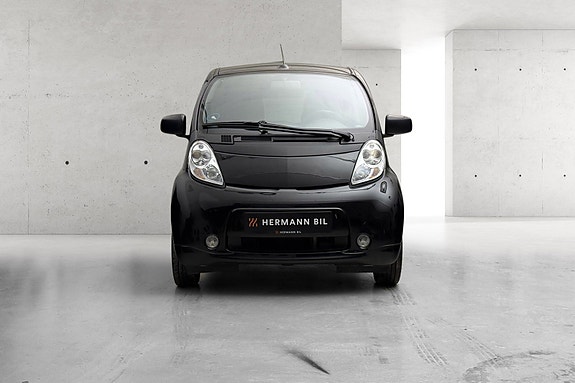 Mitsubishi i-Miev 8 of 20