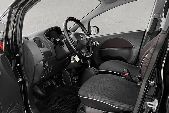 Mitsubishi i-Miev 10 of 20