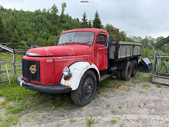 Volvo NB 86-38 6x2 Tippbil. Rep.objekt.