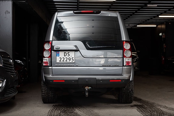 Land Rover Discovery 4 of 5
