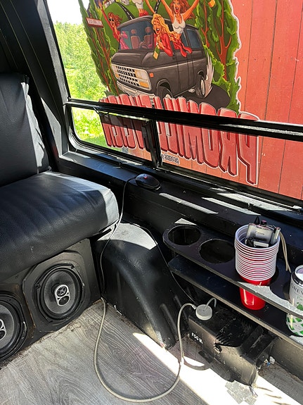 Chevrolet Van 14 of 19