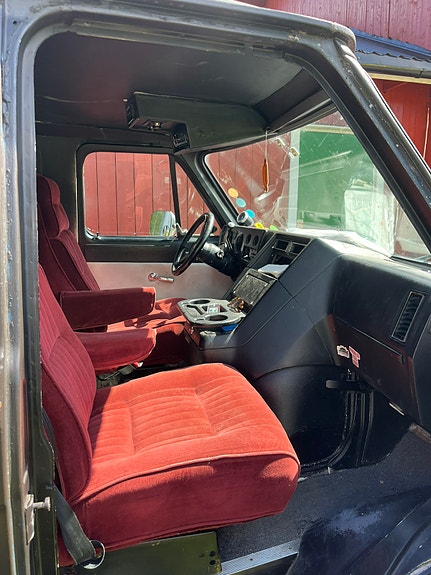 Chevrolet Van 8 of 19