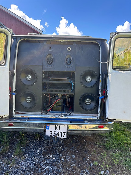 Chevrolet Van 18 of 19