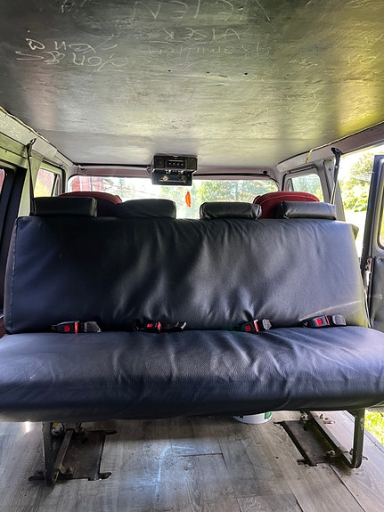 Chevrolet Van 16 of 19