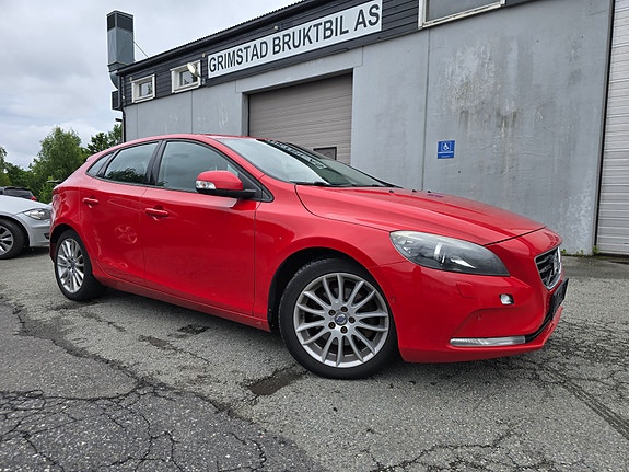 Volvo V40
