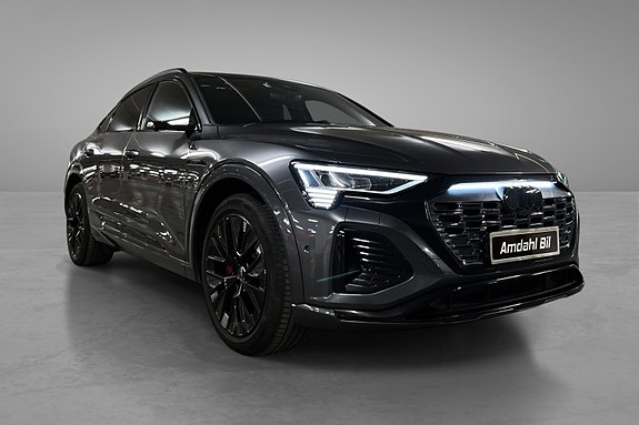 Audi Q8 2 of 5