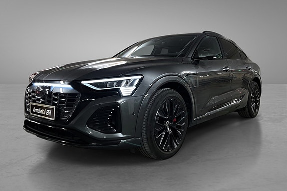 Audi Q8 3 of 5