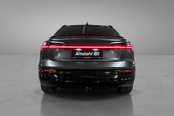 Audi Q8 5 of 5