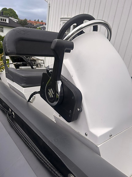 Suzumar RIB m/20hk med tilhenger 4 of 5