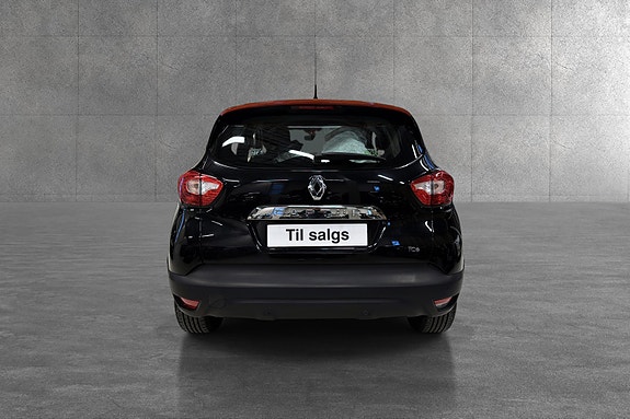 Renault Captur 4 of 5