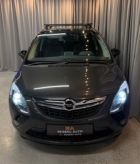 Opel Zafira Tourer 4 of 30