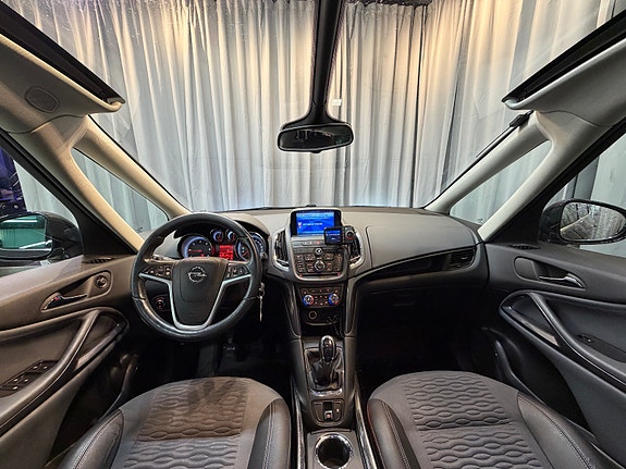 Opel Zafira Tourer 21 of 30
