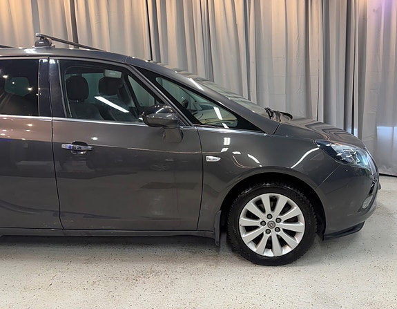 Opel Zafira Tourer 7 of 30