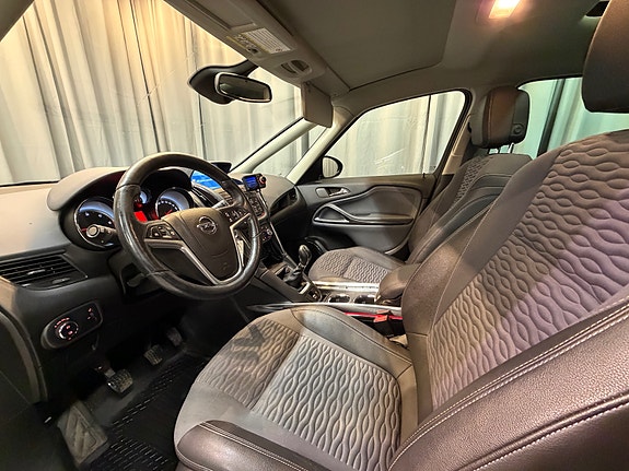Opel Zafira Tourer 16 of 30