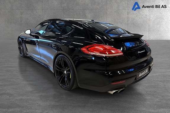 Porsche Panamera 5 of 5