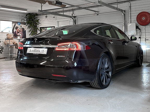 Tesla Model S 5 of 30