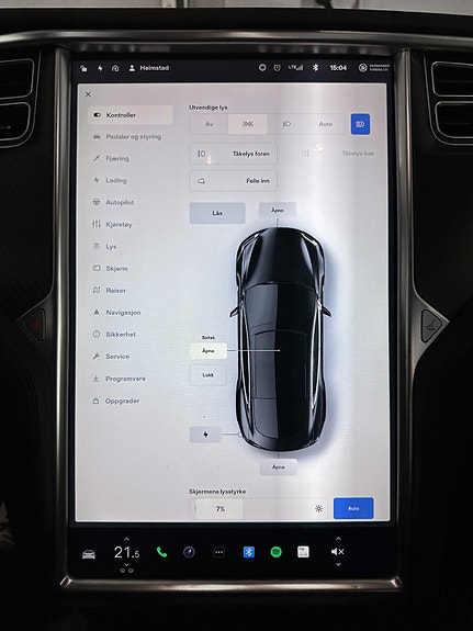Tesla Model S 16 of 30