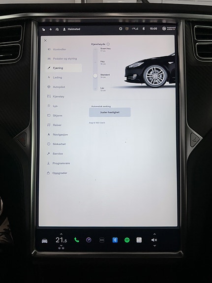 Tesla Model S 18 of 30