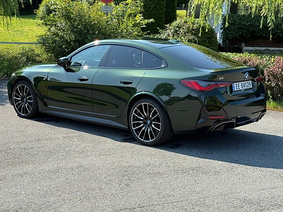 BMW i4 3 of 5