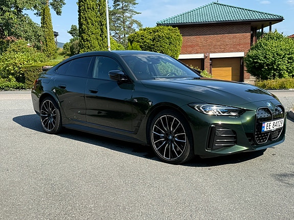BMW i4 4 of 5