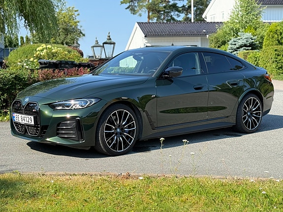 BMW i4 2 of 5